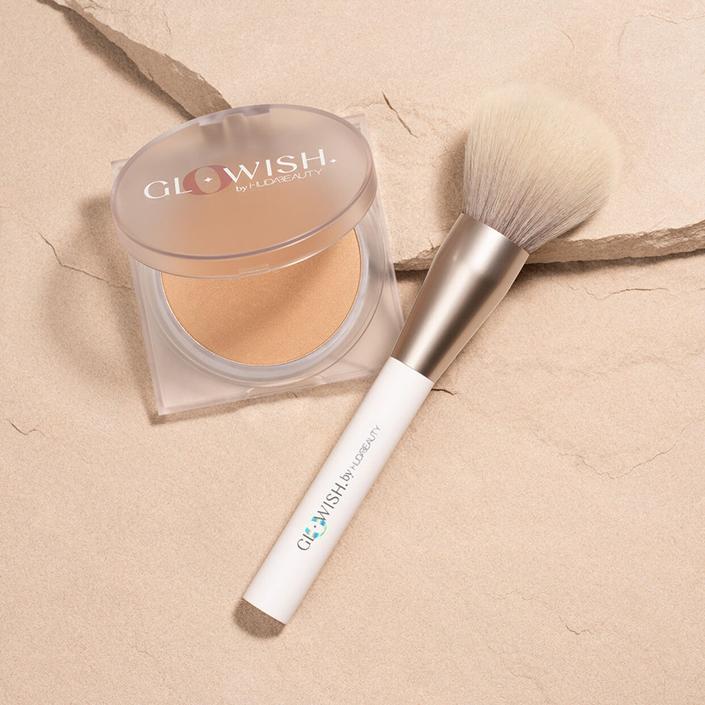 GloWish All Over Face Powder Brush